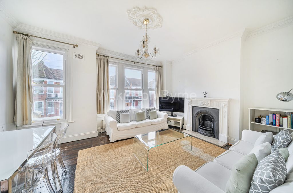 Property photo 2 of 12