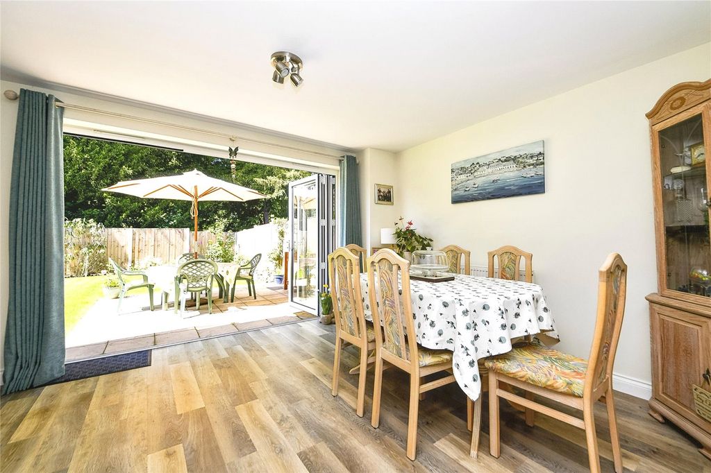 Property photo 2 of 15 Photography