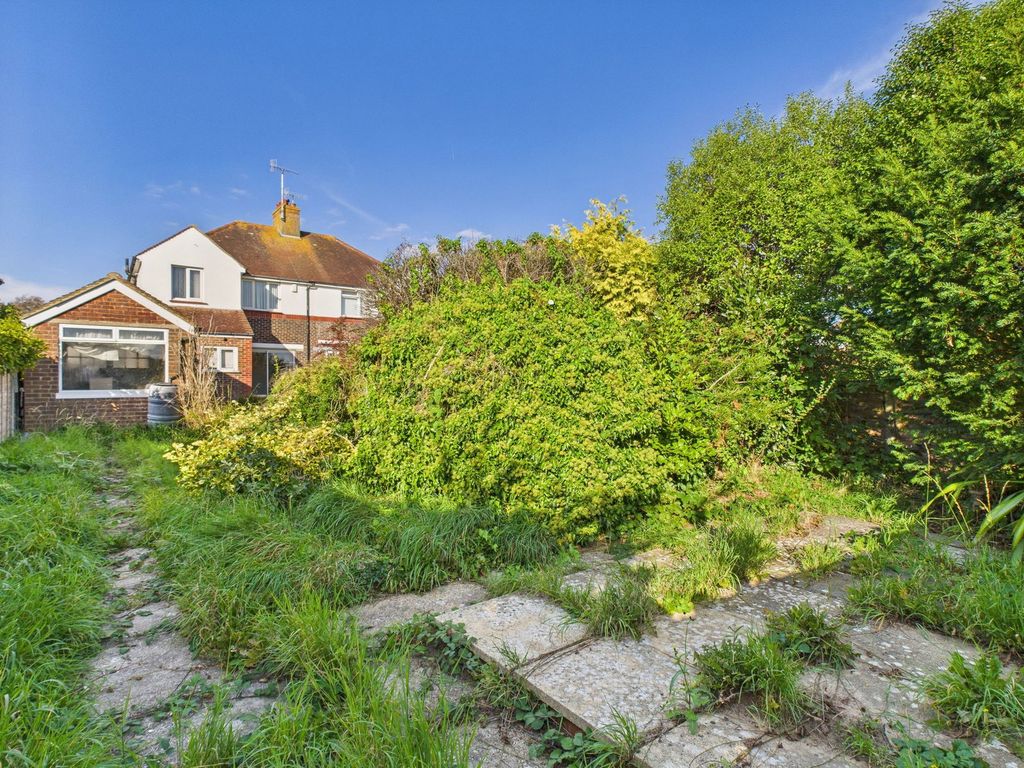 Property photo 2 of 23