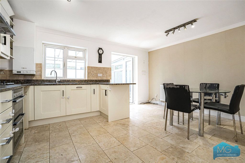 Property photo 3 of 34 Picture No. 42