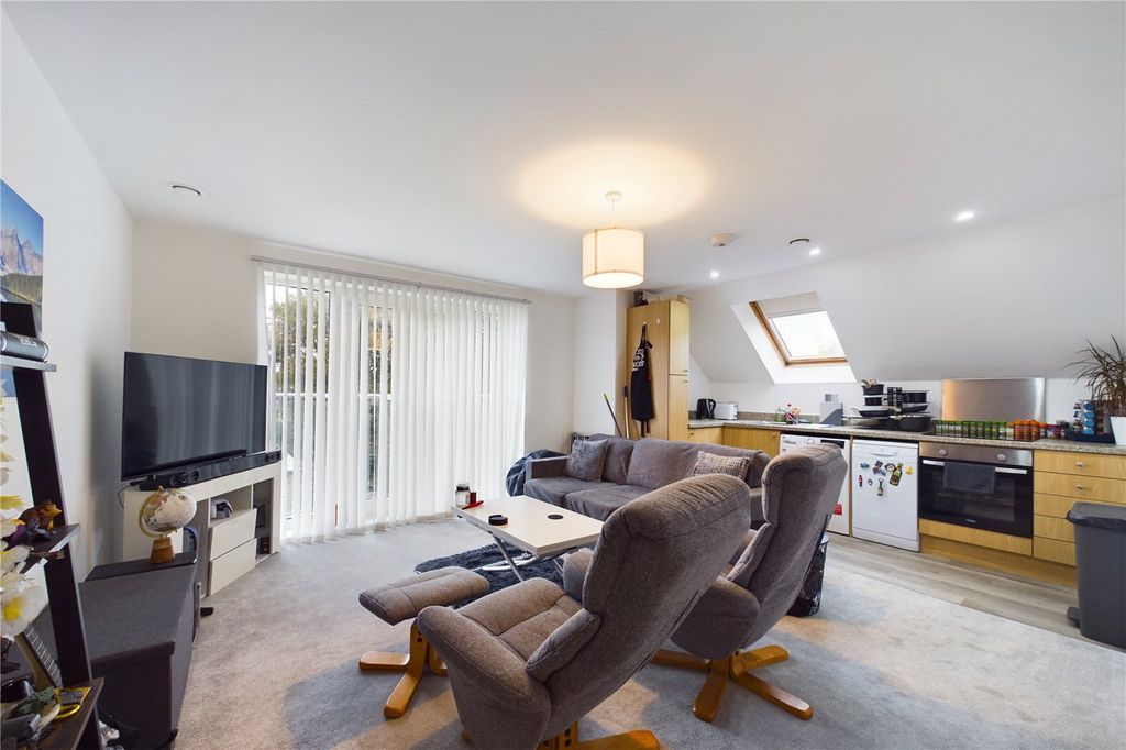 Property photo 2 of 9 Picture No. 07