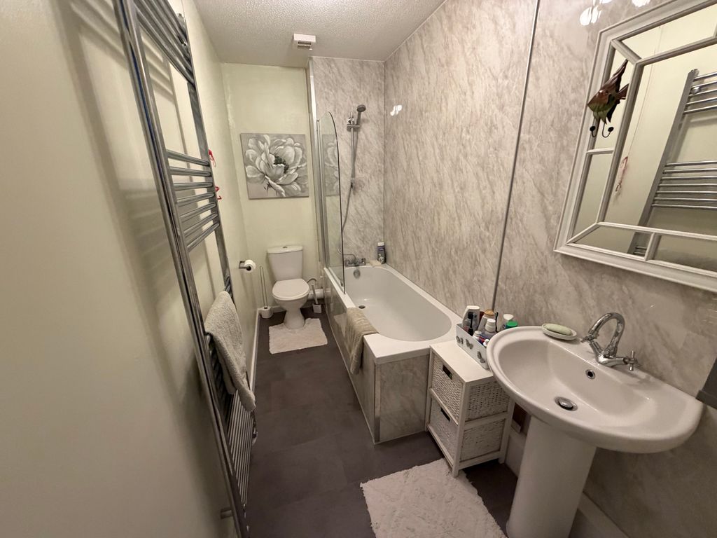Additional image 10 of 2 bed flat for saleDanes Dyke, Newby, Scarborough YO12