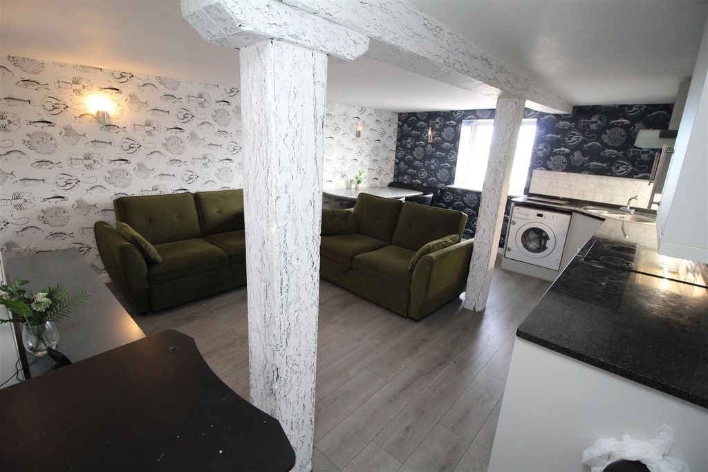 Property photo 3 of 11 Img_7717.Jpg