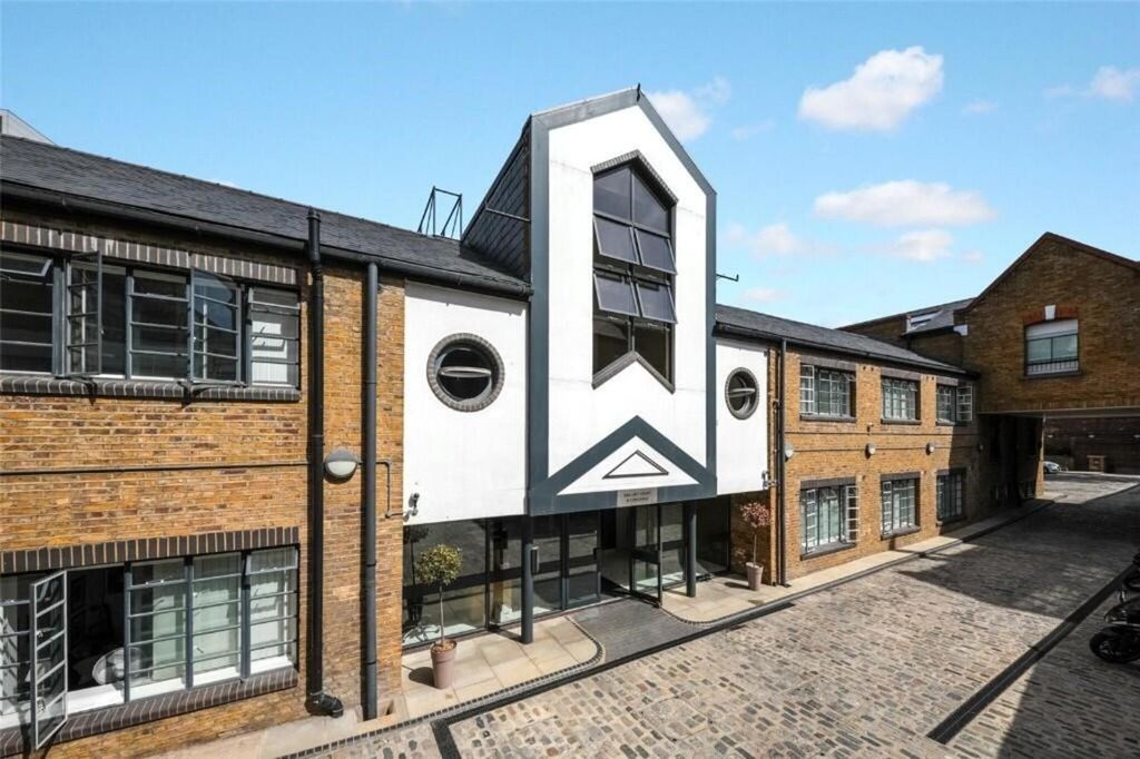 Property photo 1 of 1 Ext 1.Jpg