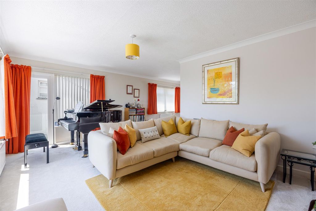 Property photo 3 of 27 A25 - 276 Dartmouth Road Paignton - 260709.Jpg