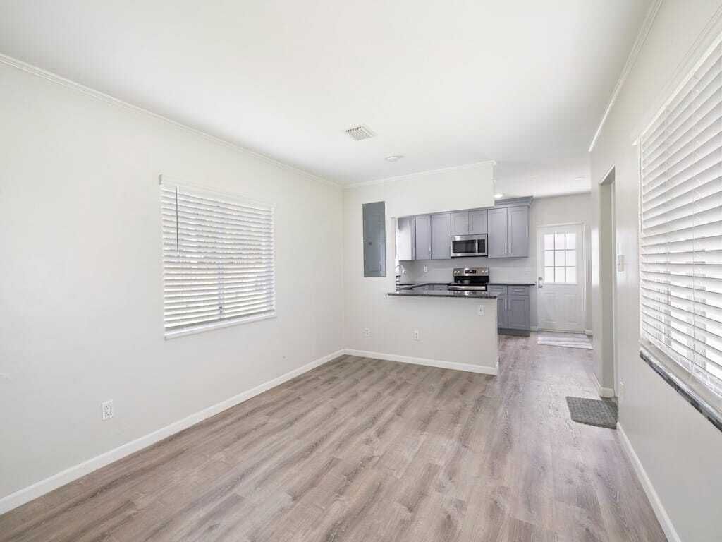 Property photo 3 of 31 <Alttext/>