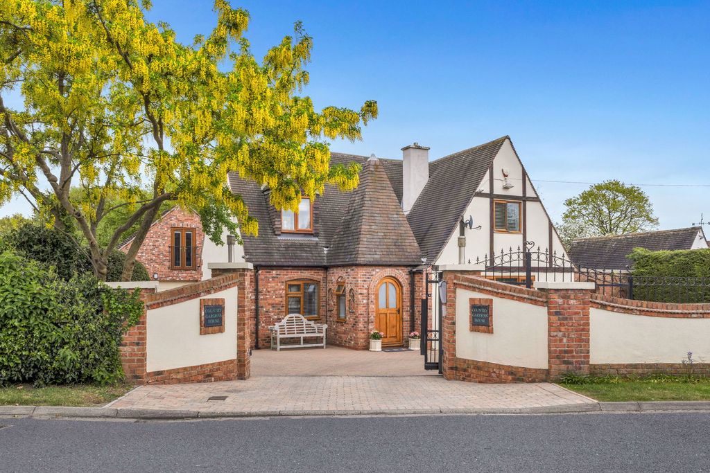 Property photo 1 of 18