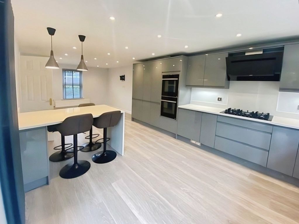 Property photo 2 of 14 Pbox-Img.Jpg