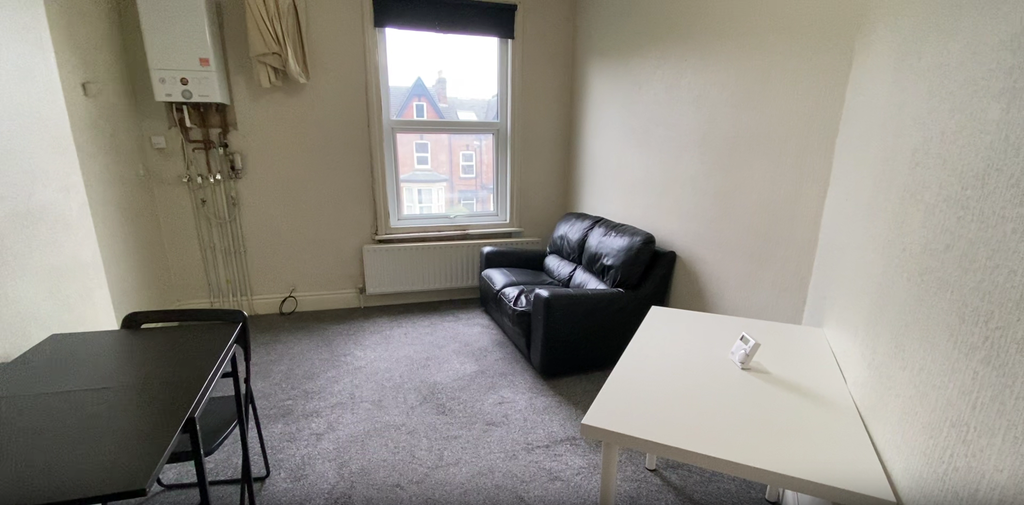 Property photo 1 of 4