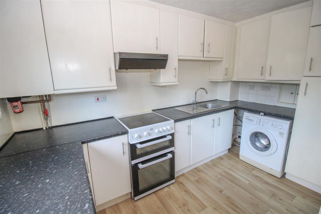 Property photo 3 of 10 Img_7703.Jpg