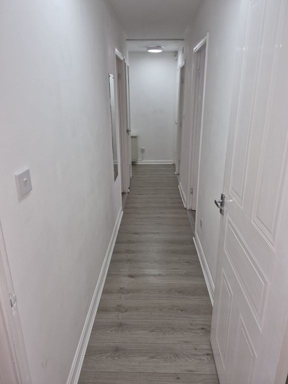 Property photo 3 of 11 Photo 11