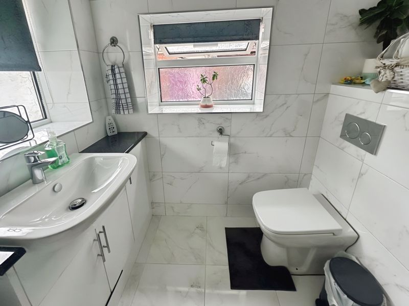 Property photo 2 of 12 Photo 11