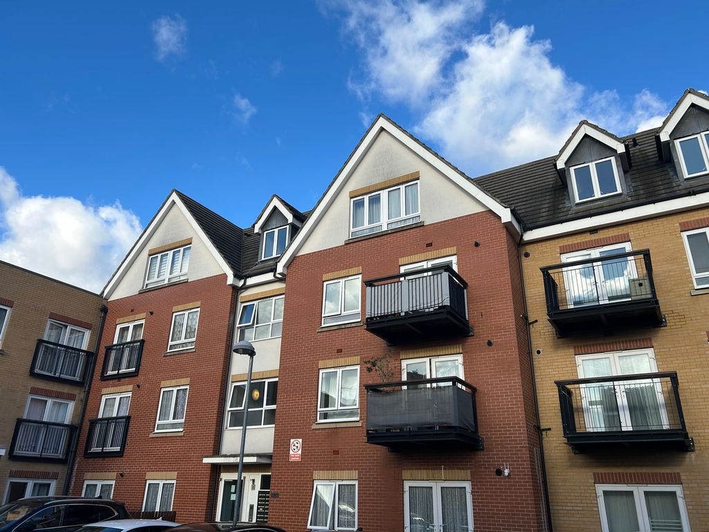 Property photo 1 of 14 Img-3206