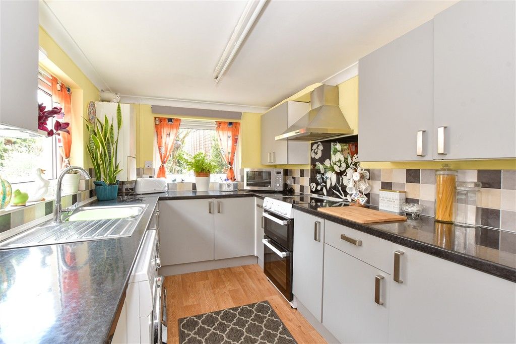 Property photo 2 of 13 Kitchen