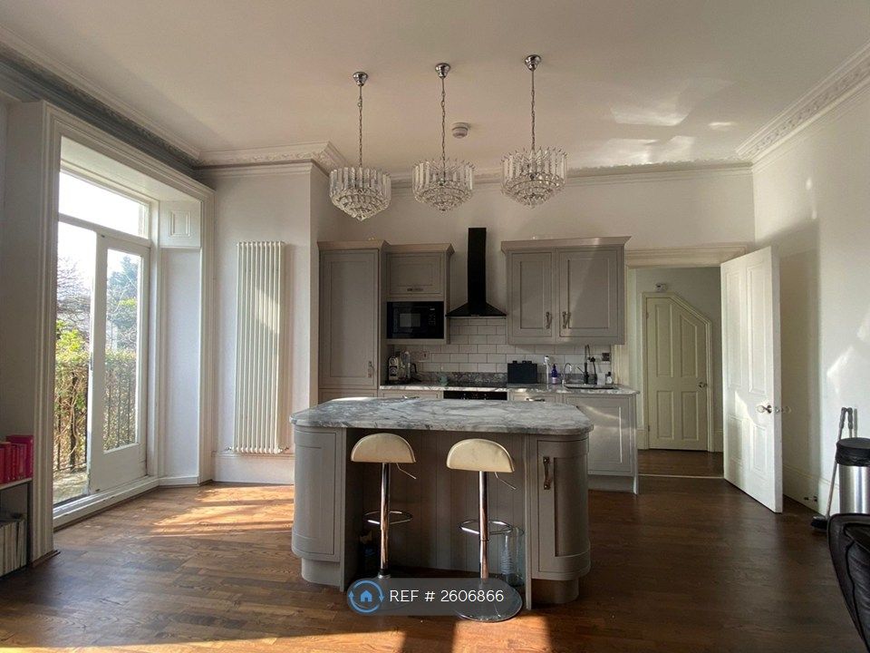 Property photo 1 of 12 Kitchen