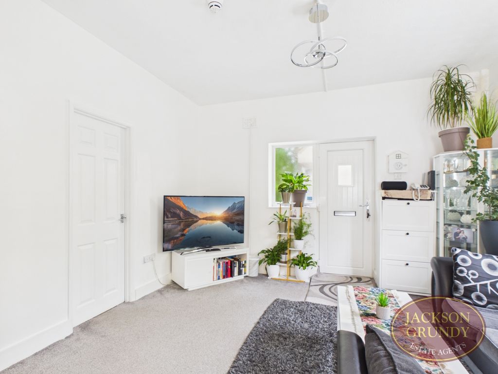 Property photo 3 of 10 Grosvenor Gardens