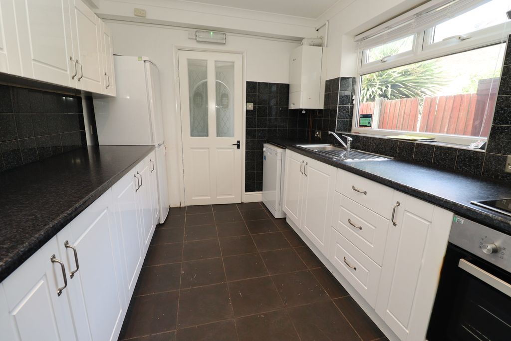 Property photo 2 of 10 Img_8485