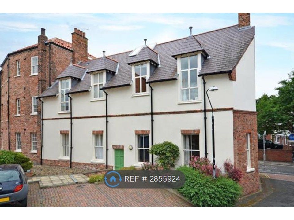 Property photo 2 of 11