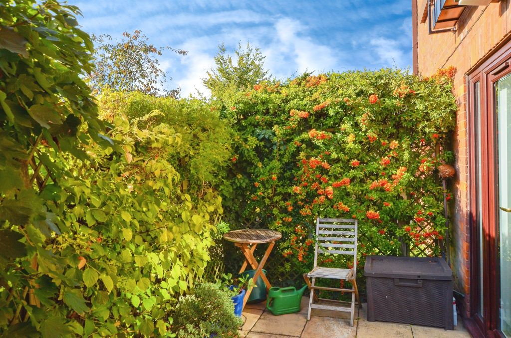 Property photo 3 of 12