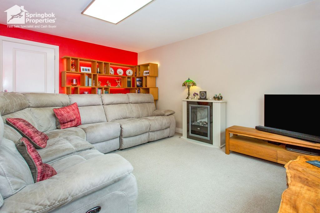 Property photo 2 of 25 Image 2