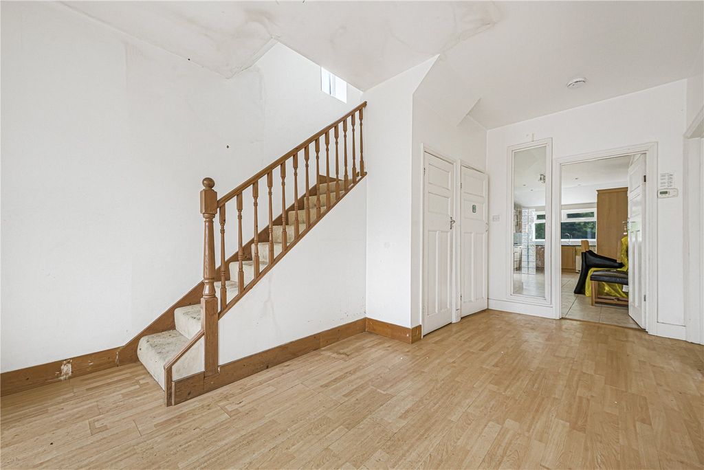 Property photo 2 of 31 Picture No. 03