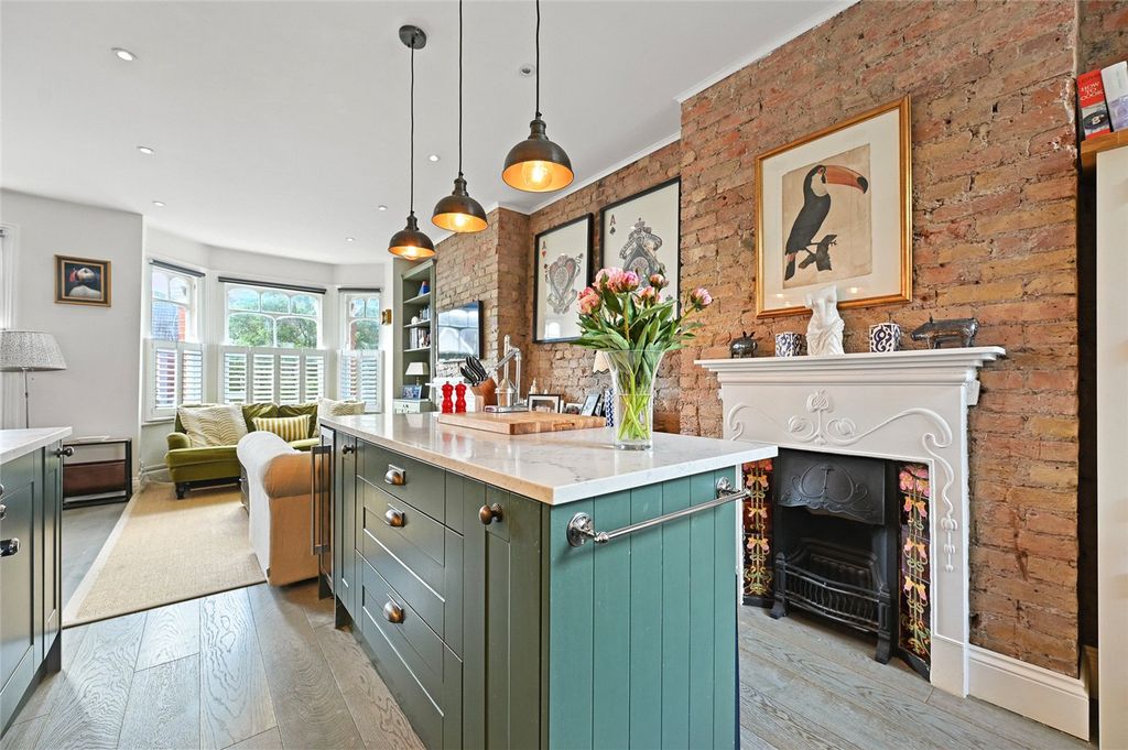 Property photo 3 of 11 Picture No. 26