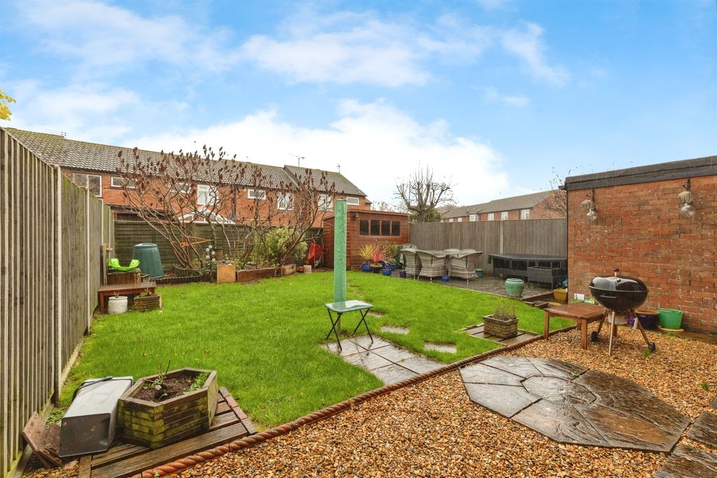 Property photo 2 of 19