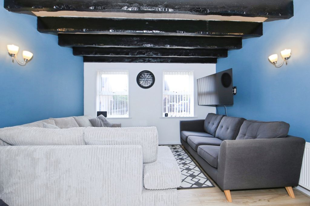Property photo 2 of 24 Img_4408