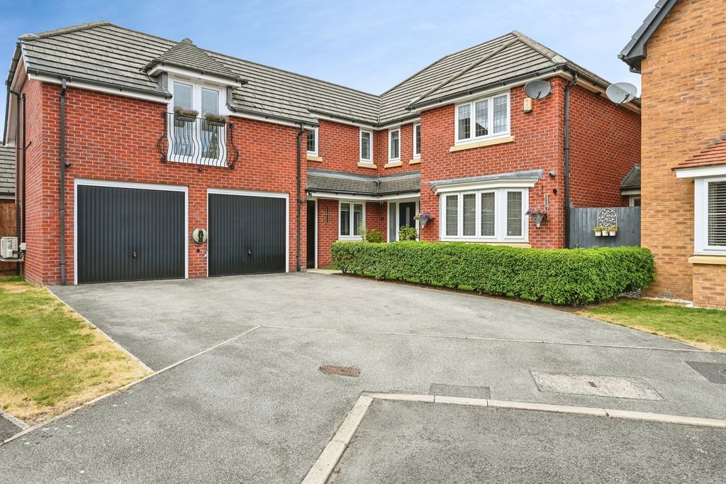Property photo 1 of 39 Pbox-Img.Jpg