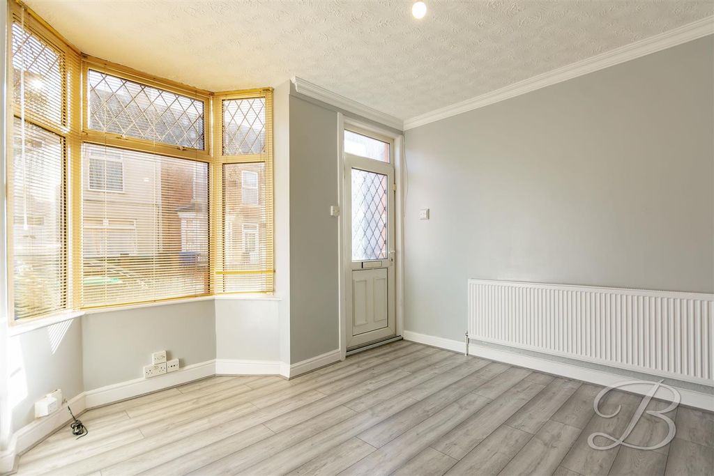 Property photo 3 of 16 Ccltd15.Jpg