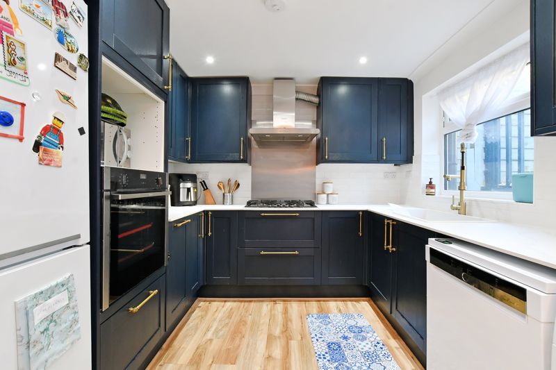 Property photo 3 of 36 Dining Kitchen