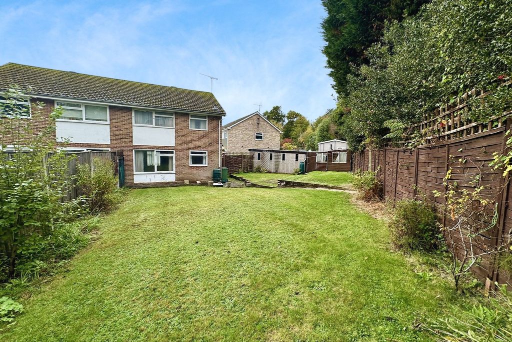 Property photo 3 of 18