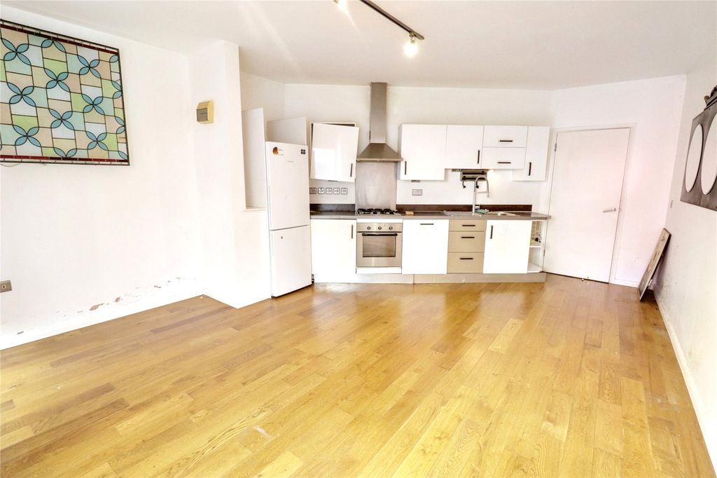 Property photo 2 of 5 Picture No. 03