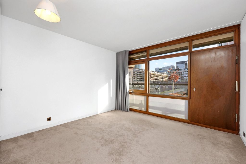 Property photo 1 of 11 Picture No. 10