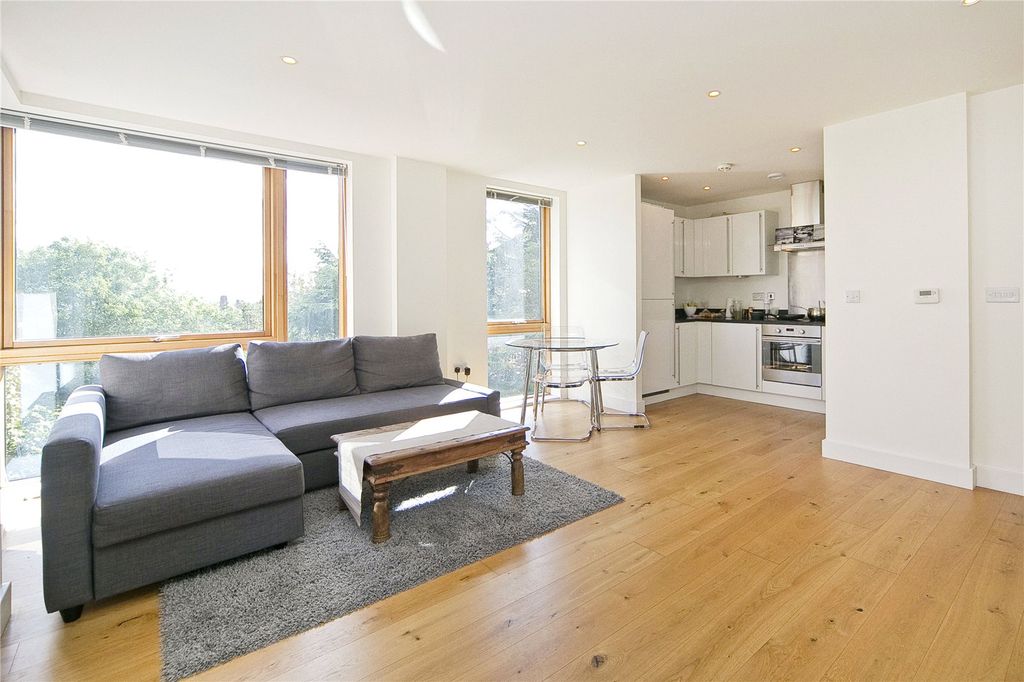 Property photo 2 of 10 Open Plan Living