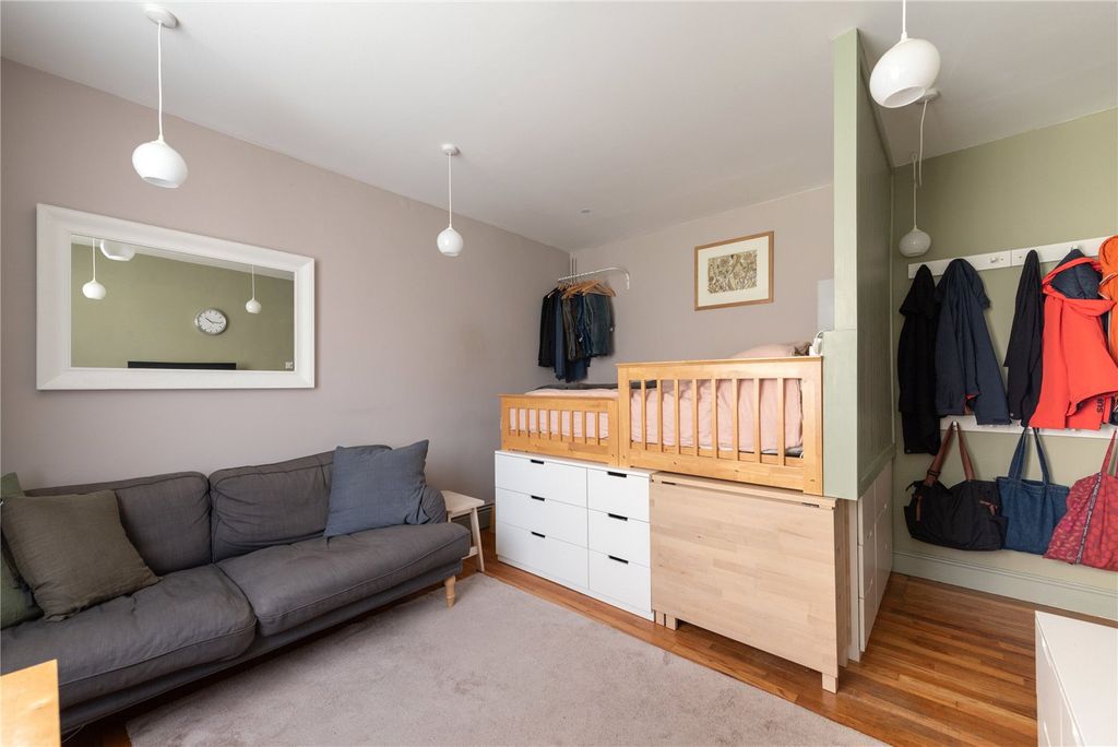 Property photo 2 of 16 Picture No. 02