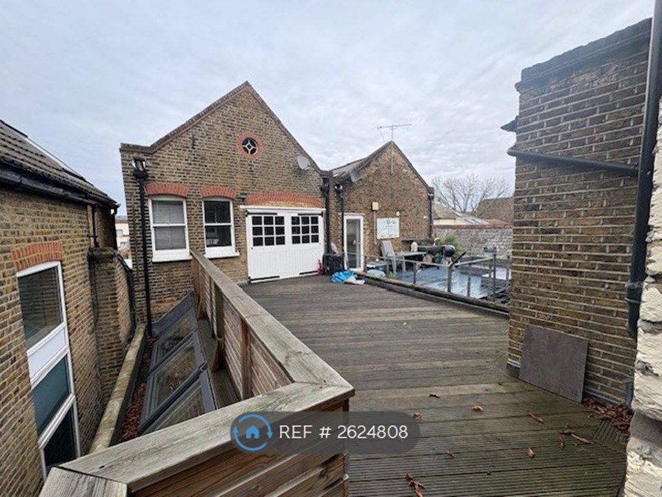 Property photo 3 of 9