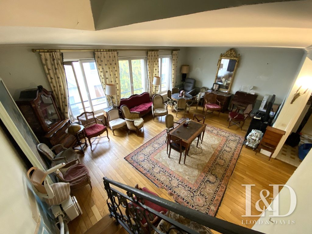 Property photo 3 of 24