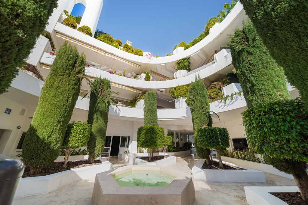 Property photo 3 of 62