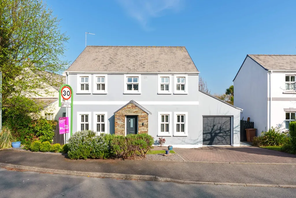 Property photo 1 of 24