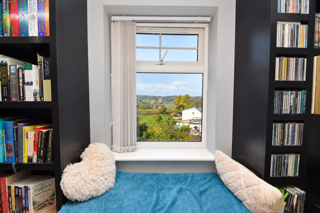 Property photo 3 of 16 737E8Aed-Adac-4ba8-82c2-d9B06113d55E