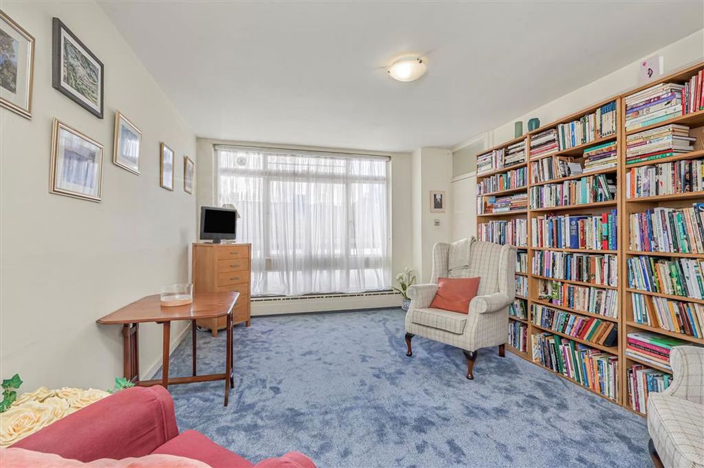 Property photo 2 of 6