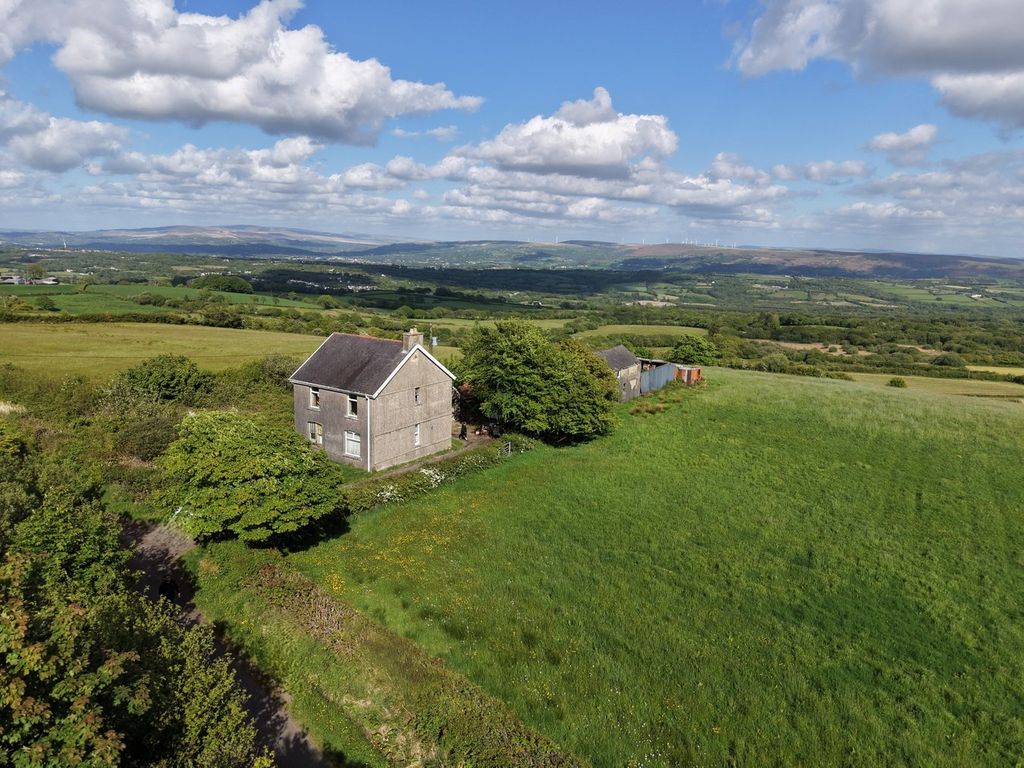 Property photo 1 of 34