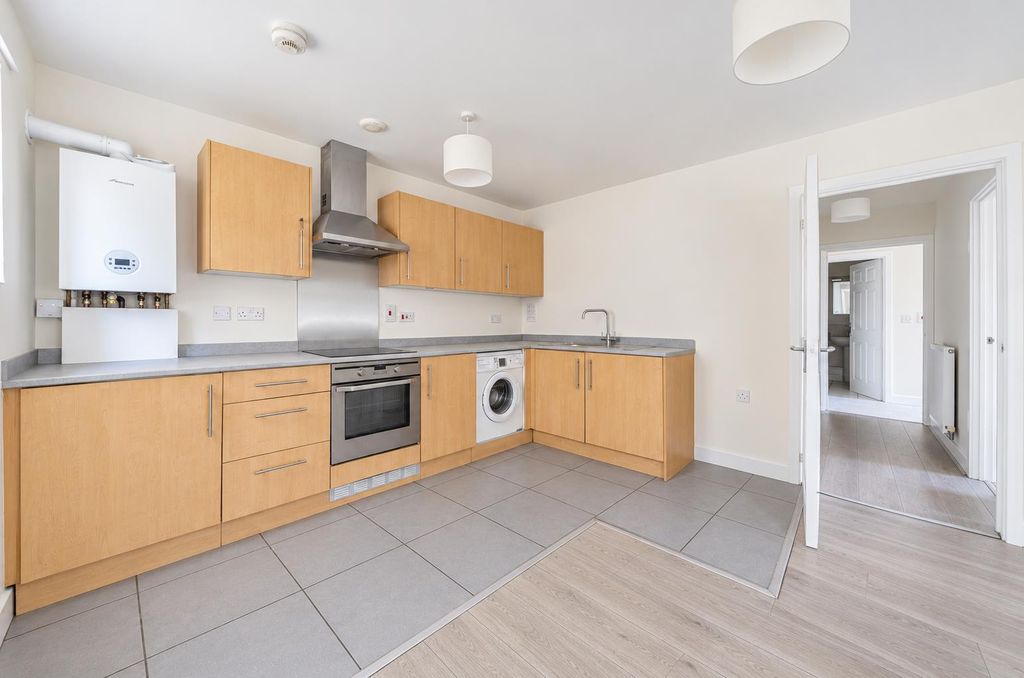 Property photo 2 of 13 16Hfp (2).Png