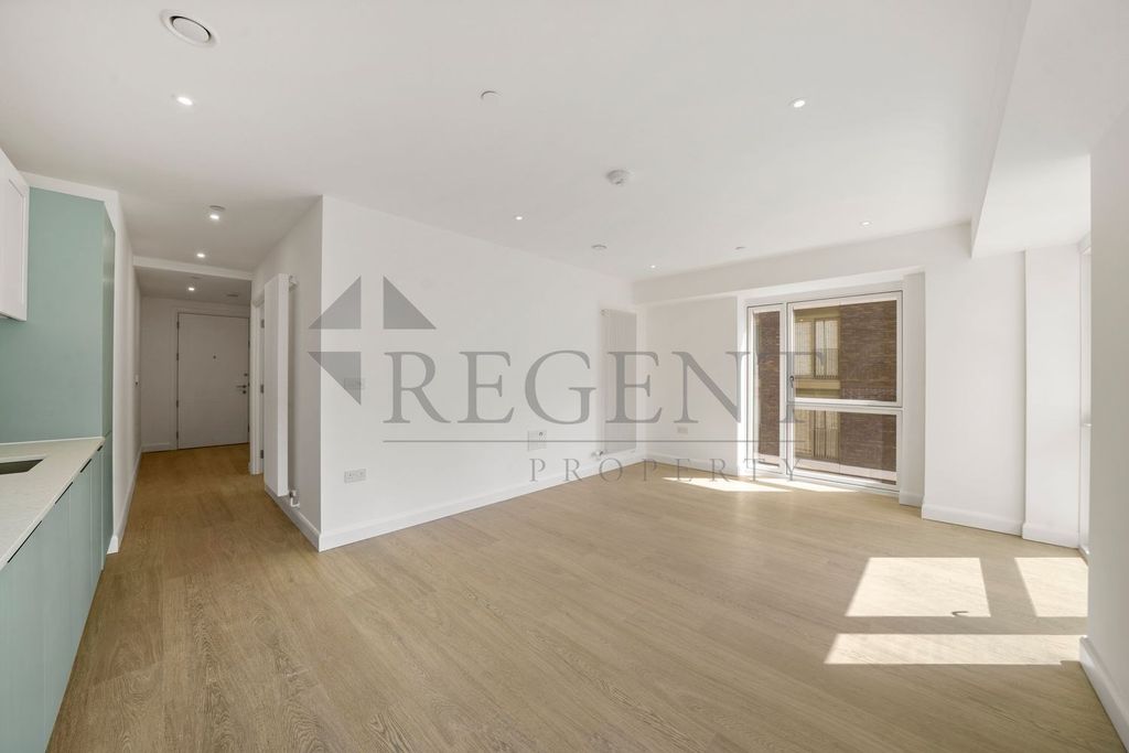 Property photo 3 of 10 Open Plan