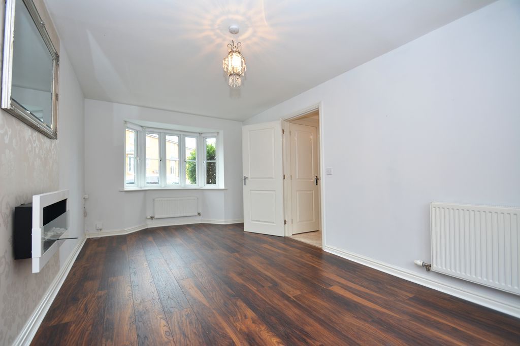 Property photo 2 of 12 Photo 13