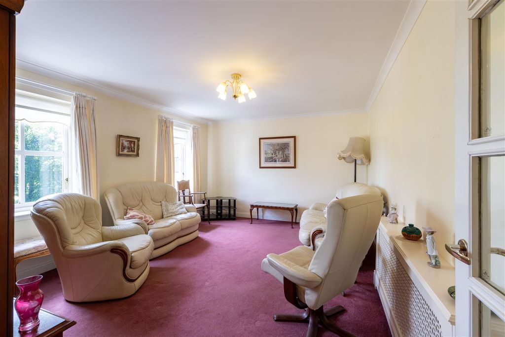 Property photo 2 of 19 S02.Jpg