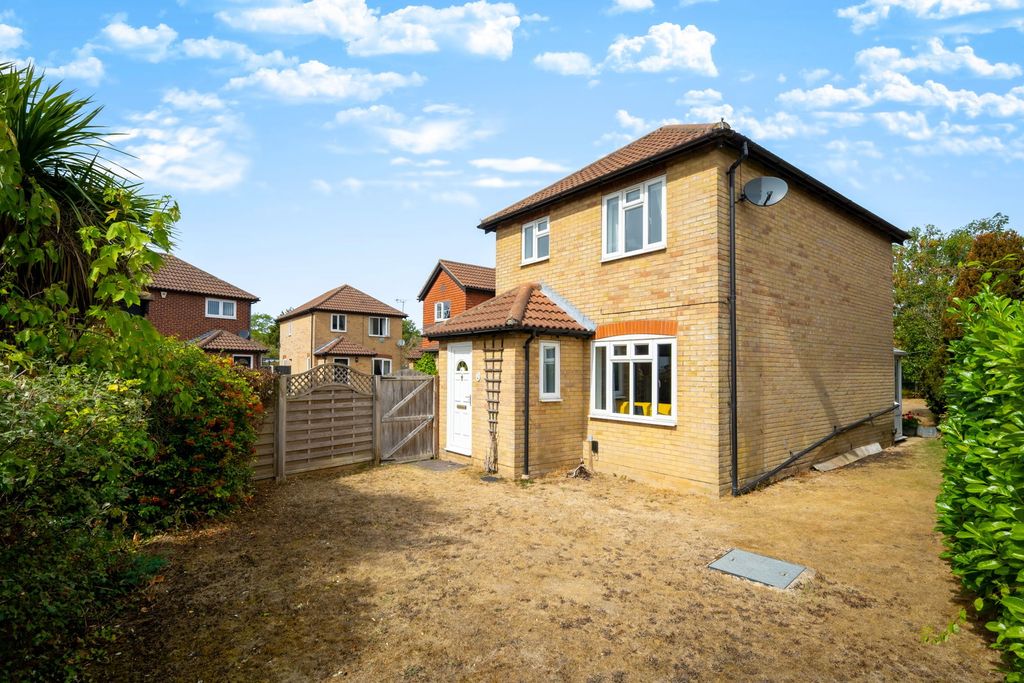 Property photo 2 of 31