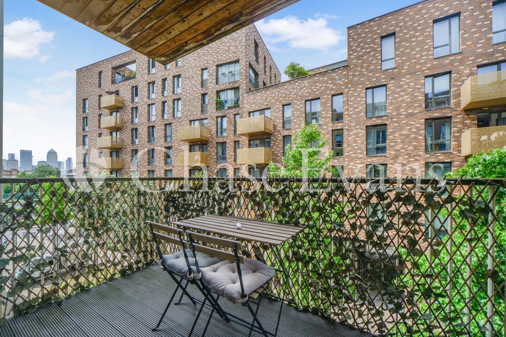 Property photo 2 of 23 Balcony