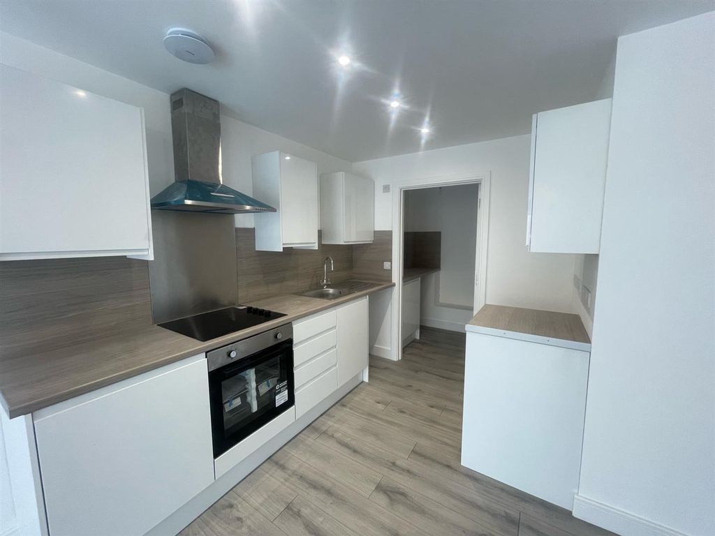 Property photo 3 of 6 Image1.Jpeg